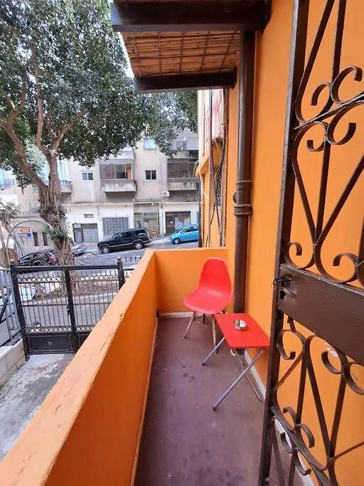 Fellini Federico Terrace Daire Hayfa